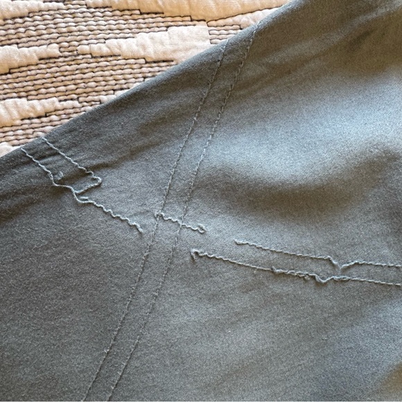 Pete and Greta @ Johnny Was Cargo Pants - Picture 3 of 6